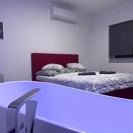 Apartment Viola